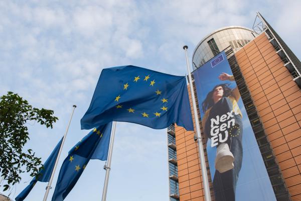 NextGenerationEU: Europska komisija će za financiranje oporavka do lipnja 2022. izdati dugoročne obveznice u iznosu od 50 milijardi eura